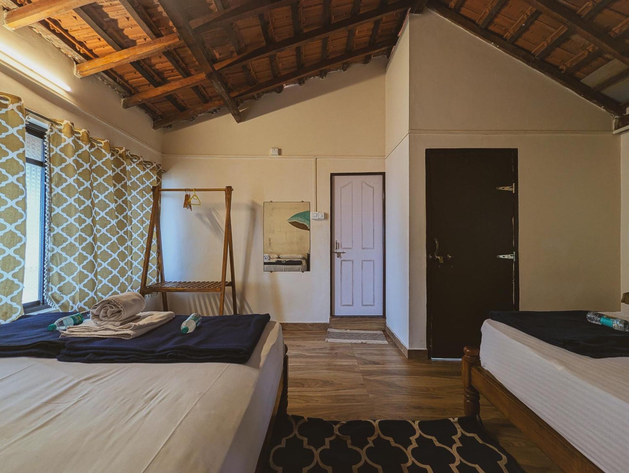 Sunset Cafe Beach Stay Gokarna  Exterior foto