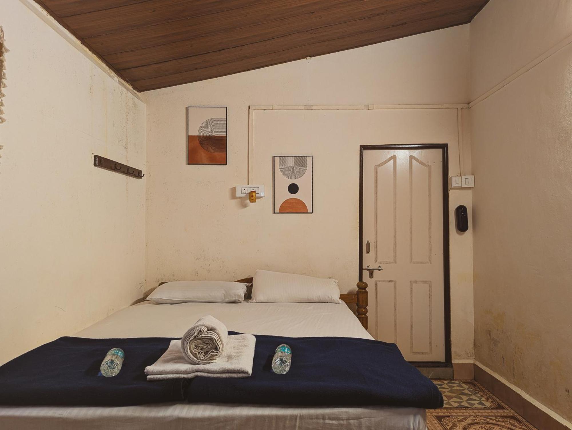 Sunset Cafe Beach Stay Gokarna  Exterior foto