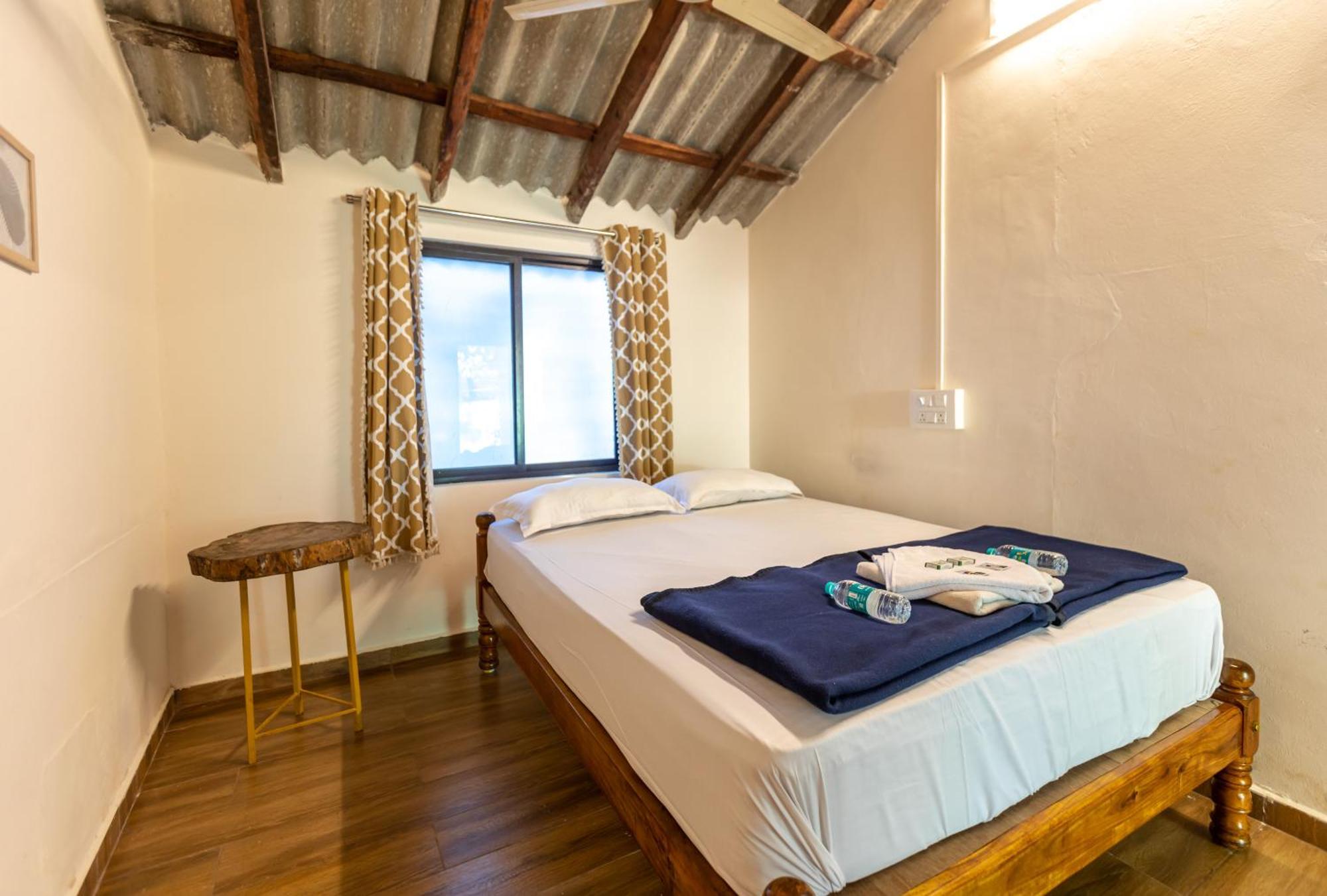 Sunset Cafe Beach Stay Gokarna  Exterior foto
